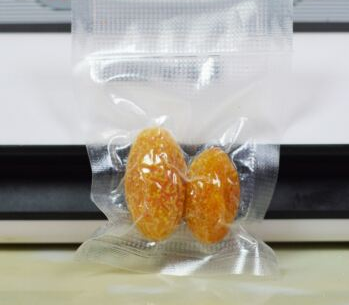 紋路真空袋和光面真空袋有什么區(qū)別？哪個貴？